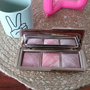 Hourglass Ambient Blush
